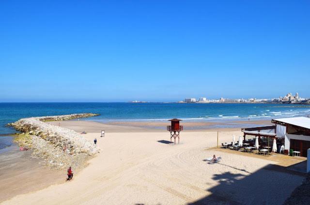 Apartamento Cadiz Costa Bagian luar foto